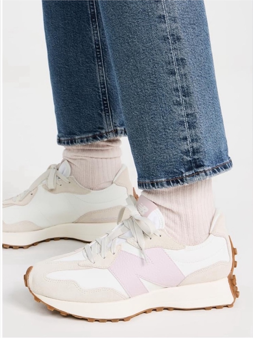 New Balance 327